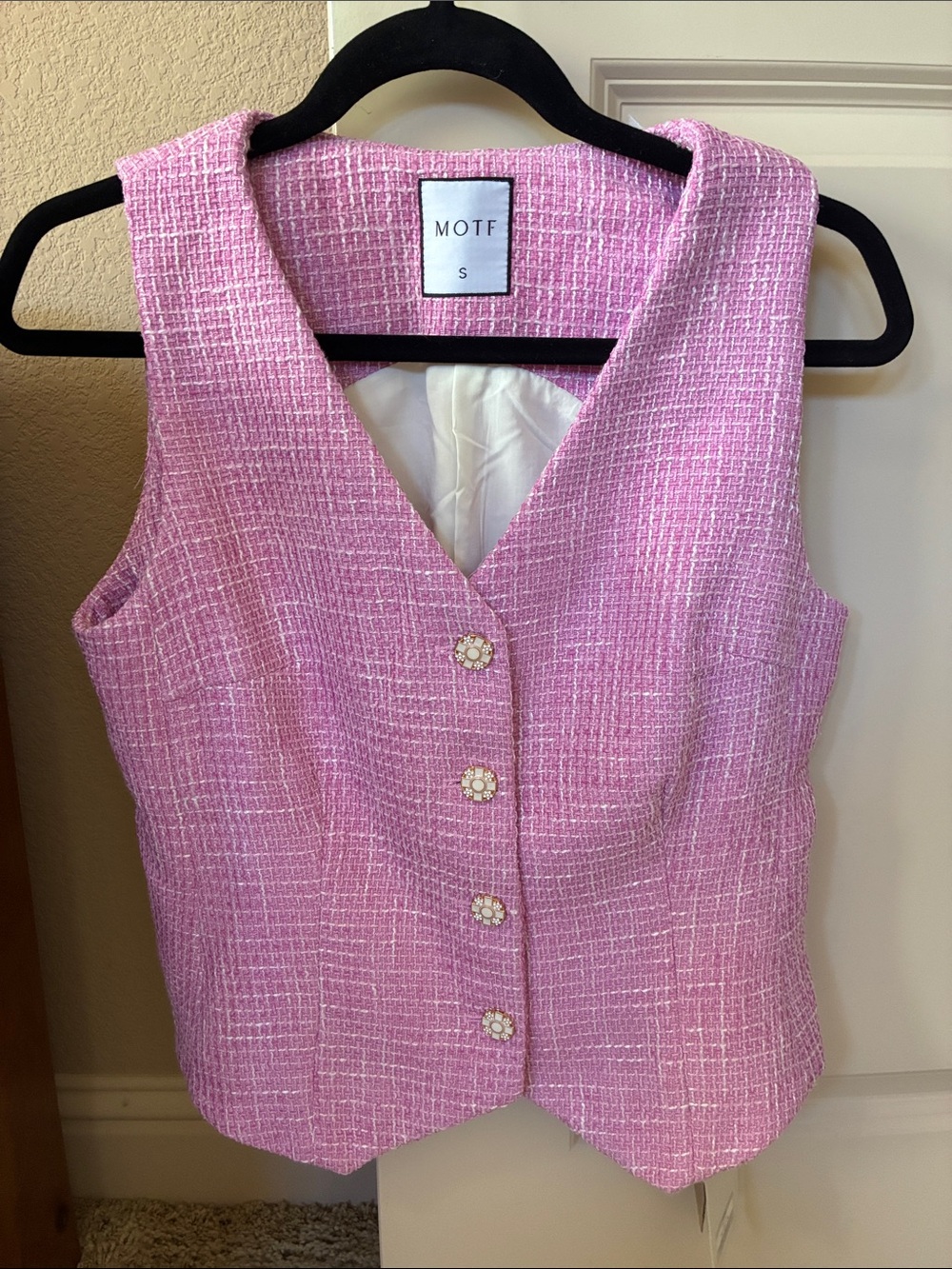 NWT Pink Tweed Vest with white/gold Buttons
